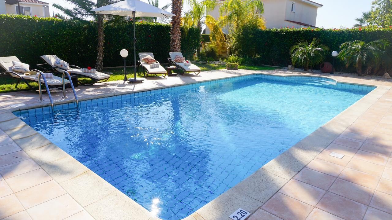Villa Casa Mia By Ezoria Villas Coral Bay Exterior photo